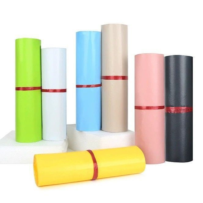 Čo robí Poly Mailers dokonalým riešením pre vaše prepravné potreby